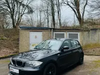 Gebraucht BMW 116 122 PS (89 kW) 2008 Schwarz Kleinwagen