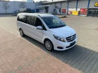 Gebraucht Mercedes V220 163 PS (119 kW) 2017 Weiß Van / Kleinbus