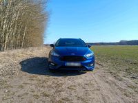Gebraucht Ford Focus ST-Line 140 PS (102 kW) 2018 Blau Kombi