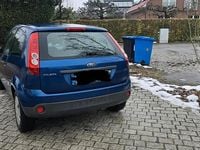 Gebraucht Ford Fiesta 69 PS (50 kW) 2007 Blau Kleinwagen