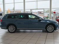 Gebraucht VW Passat Highline 150 PS (110 kW) 2018 Blau Kombi