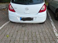 Używany Opel Corsa Edition 90 KM (66 kW) 2009 Biały Sedan/Limuzyna