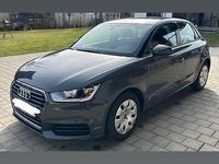 Gebraucht Audi A1 Sportback 95 PS (69 kW) 2017 Grau Kleinwagen