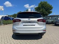 Gebraucht Ford Focus Titanium X 155 PS (114 kW) 2024 Silber (moondust silver) Kombi
