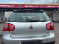 Gebraucht VW Golf 102 PS (75 kW) 2004 Silber Coupé