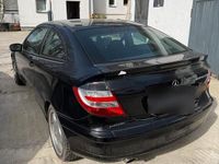 Gebraucht Mercedes C180 143 PS (105 kW) 2004 Schwarz Coupé