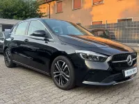 Gebraucht Mercedes B180 136 PS (100 kW) 2023 Schwarz Kleinwagen
