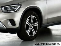 Gebraucht Mercedes GLC220 Exclusive 194 PS (142 kW) 2022 859 mojavesilber (metallic) SUV