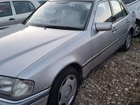 Gebraucht Mercedes C180 Elegance 122 PS (89 kW) 1997 Silber Limousine