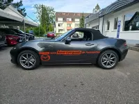 Neu Mazda MX5 Exclusive 132 PS (97 kW) 2026 Machine gray Cabrio