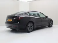 Gebraucht Tesla Model 3 Standard Range 225 kW (306 PS) 2022 Schwarz Limousine