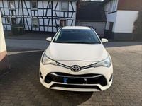 Gebraucht Toyota Avensis Edition-S 143 PS (105 kW) 2016 Weiß Kombi
