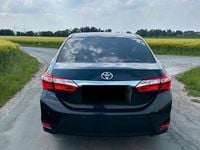 Gebraucht Toyota Corolla Executive 132 PS (97 kW) 2015 Blau Limousine