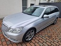 Gebraucht Mercedes E220 170 PS (125 kW) 2011 Silber Kombi