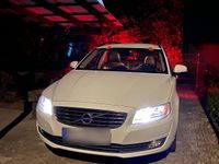 Gebraucht Volvo V70 Kinetic 181 PS (133 kW) 2016 Weiß Kombi