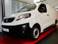 Gebraucht Peugeot Expert Premium 150 PS (110 kW) 2019 Weiß Van