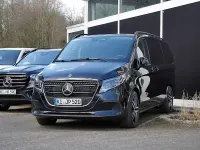 Gebraucht Mercedes V220 Style 163 PS (119 kW) 2026 Schwarz Van / Kleinbus