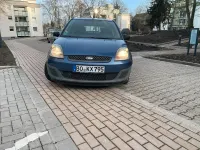 Gebraucht Ford Fiesta 70 PS (51 kW) 2005 Blau Kleinwagen