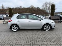 Gebraucht Toyota Auris Hybrid Executive 99 PS (72 kW) 2010 Silber Limousine