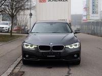 Gebraucht BMW 320 Advantage 190 PS (139 kW) 2018 Grau Kombi
