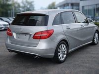 Gebraucht Mercedes B220 170 PS (125 kW) 2014 Silber Van / Kleinbus