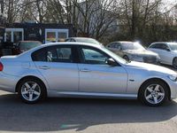 Gebraucht BMW 320 Comfort Edition 170 PS (125 kW) 2009 Silber Limousine