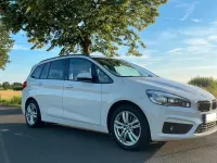 Gebraucht BMW 220 Advantage 190 PS (139 kW) 2016 Weiß Van / Kleinbus