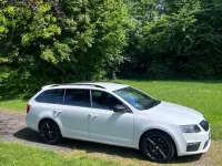 Gebraucht Skoda Octavia RS 184 PS (135 kW) 2015 Weiß Kombi