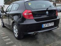 Gebraucht BMW 116 122 PS (89 kW) 2007 Schwarz Kleinwagen