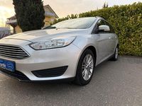 Gebraucht Ford Focus Trend 101 PS (74 kW) 2017 Silber Kombi