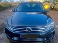 Gebraucht VW Touareg Terrain Tech 262 PS (192 kW) 2016 Grau SUV