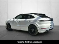 Gebraucht Porsche Cayenne E-Hybrid Coupe 470 PS (345 kW) 2024 Carraraweißmetallic SUV
