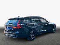 Gebraucht Volvo V60 Plus 349 PS (256 kW) 2024 Schwarz Kombi
