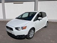 Gebraucht Mitsubishi Colt Motion 95 PS (69 kW) 2012 Weiß Kleinwagen