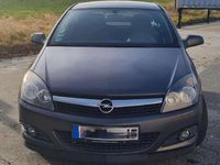 Używany Opel Astra 116 KM (85 kW) 2009 Coupe