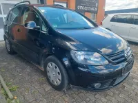 Gebraucht VW Golf Plus Cross United 102 PS (75 kW) 2008 Schwarz Van / Kleinbus
