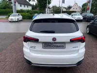 Gebraucht Fiat Tipo Cross 131 PS (96 kW) 2023 Weiß Kombi
