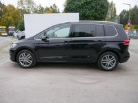 Neu VW Touran Comfortline 150 PS (110 kW) 2026 Grenadilla schwarz metallic Van / Kleinbus