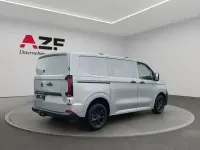 Gebraucht VW T7 170 PS (125 kW) 2025 Light grey metallic Van