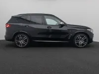 Gebraucht BMW X5 M50 530 PS (389 kW) 2020 Saphirschwarz  475schwarz SUV