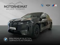 Gebraucht BMW iX 300 kW (408 PS) 2025 Sophistograu brillanteffekt SUV