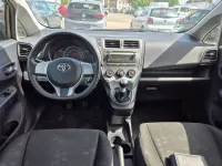 Gebraucht Toyota Verso-S Cool 99 PS (72 kW) 2012 Grau Van / Kleinbus