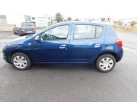 Gebraucht Dacia Sandero Celebration 90 PS (66 kW) 2015 Blau Limousine