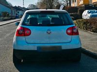 Gebraucht VW Golf V 75 PS (55 kW) 2006 Weiß Kleinwagen