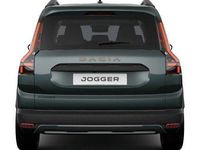 Neu Dacia Jogger Extreme 110 PS (80 kW) 2025 Zedergrün Van / Kleinbus