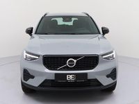 Neu Volvo XC40 Plus 163 PS (119 kW) 2025 Vapour grey SUV