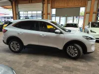 Gebraucht Ford Kuga Titanium 224 PS (164 kW) 2023 Weiß SUV