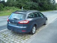 Gebraucht Ford Mondeo Ghia 140 PS (102 kW) 2010 Blau Limousine