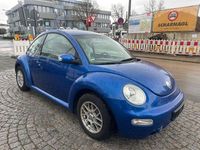 Gebraucht VW New Beetle 116 PS (85 kW) 2004 Blau Kleinwagen