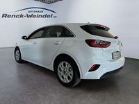 Gebraucht Kia Ceed Vision 101 PS (74 kW) 2024 Weiss Kleinwagen